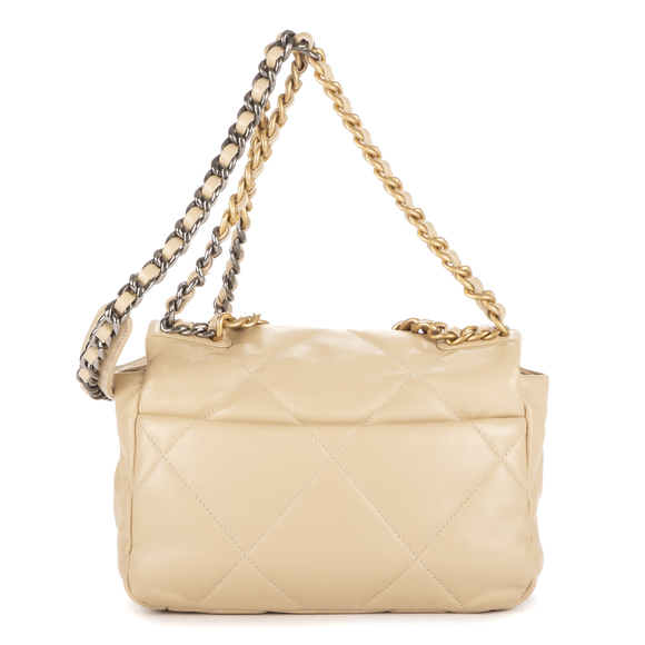 Chanel 19 Flap - Picture 4 of 11